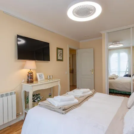 Room Elciego エルシエゴ